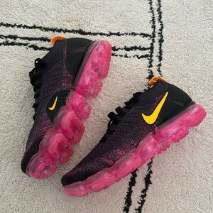 Nike Air VaporMax 2
Gridiron Pink Blast (Women's)